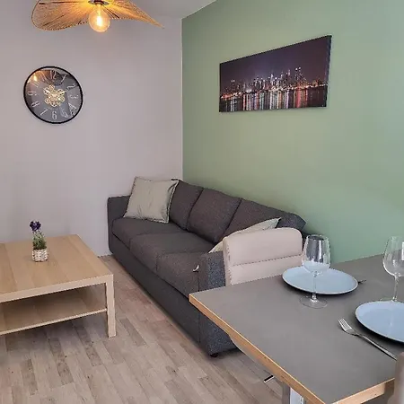 Apartman Renove, Calme, Parking Gratuit